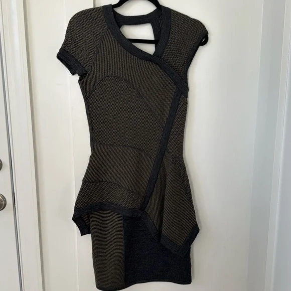 Yigal Azrouël Wool Mini Dress Size M - Picture 2 of 11